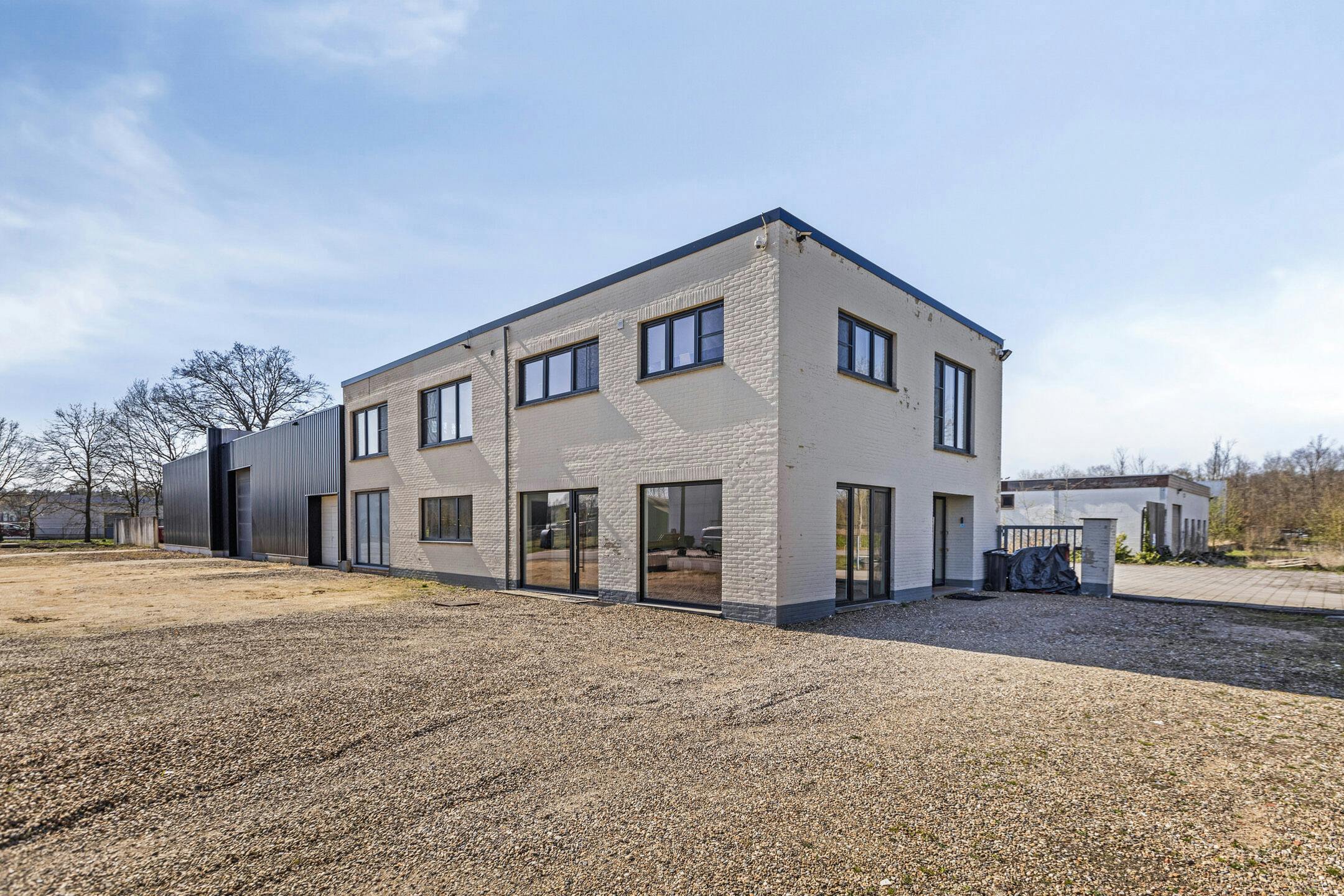 ()=>{if(producerUpdateValueVersion(node),producerAccessed(node),node.value===ERRORED)throw node.error;return node.value} Jagersborgweg 37 - 3680 Maaseik