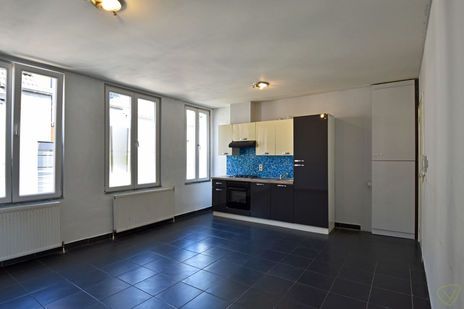Charmant startersappartement nabij de Markt van Eeklo! foto 2