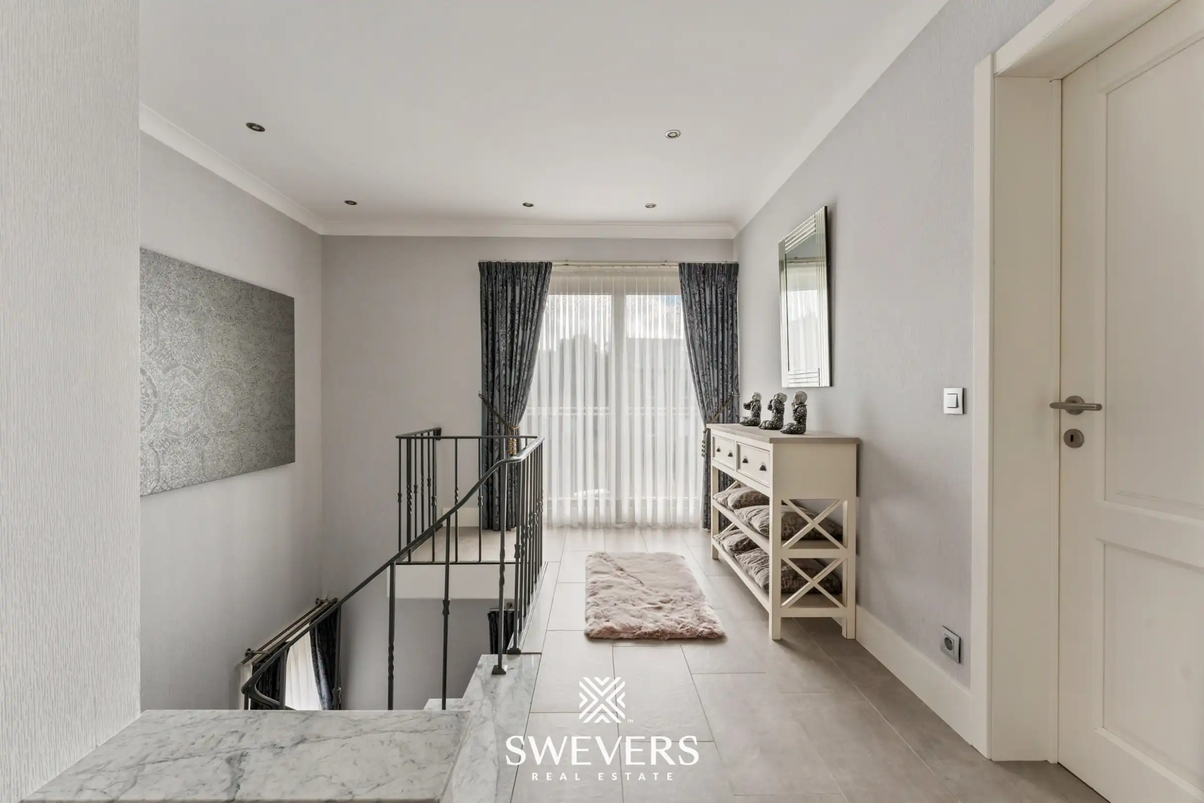 Royale kangoeroewoning met zwembad en dubbele garage foto 21