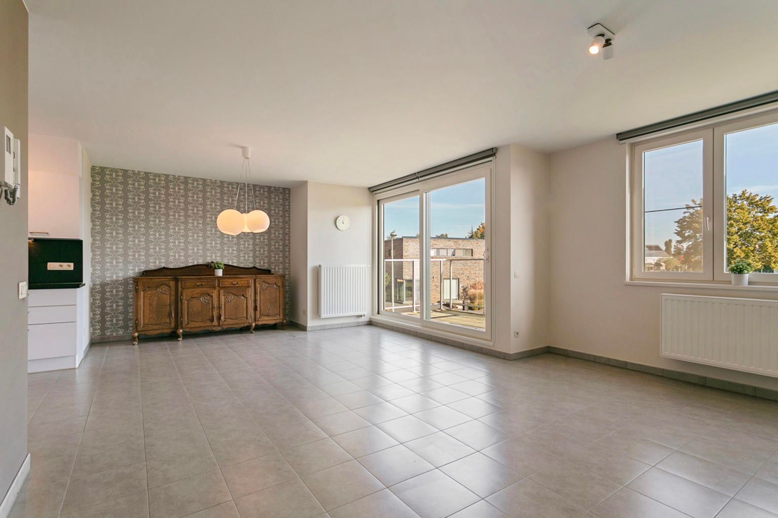 MOOI APPARTEMENT MET 2 SLAAPKAMERS EN GARAGE IN KUMTICH foto 5
