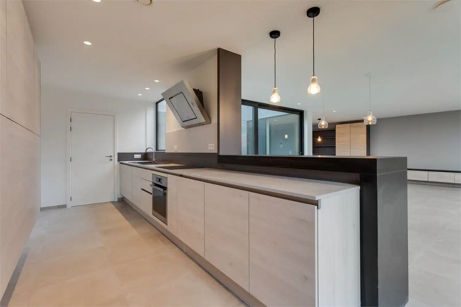 EXCLUSIEVE LOFT MET ZEER RUIME TUIN, CENTRUM SCHERPENHEUVEL! foto 9