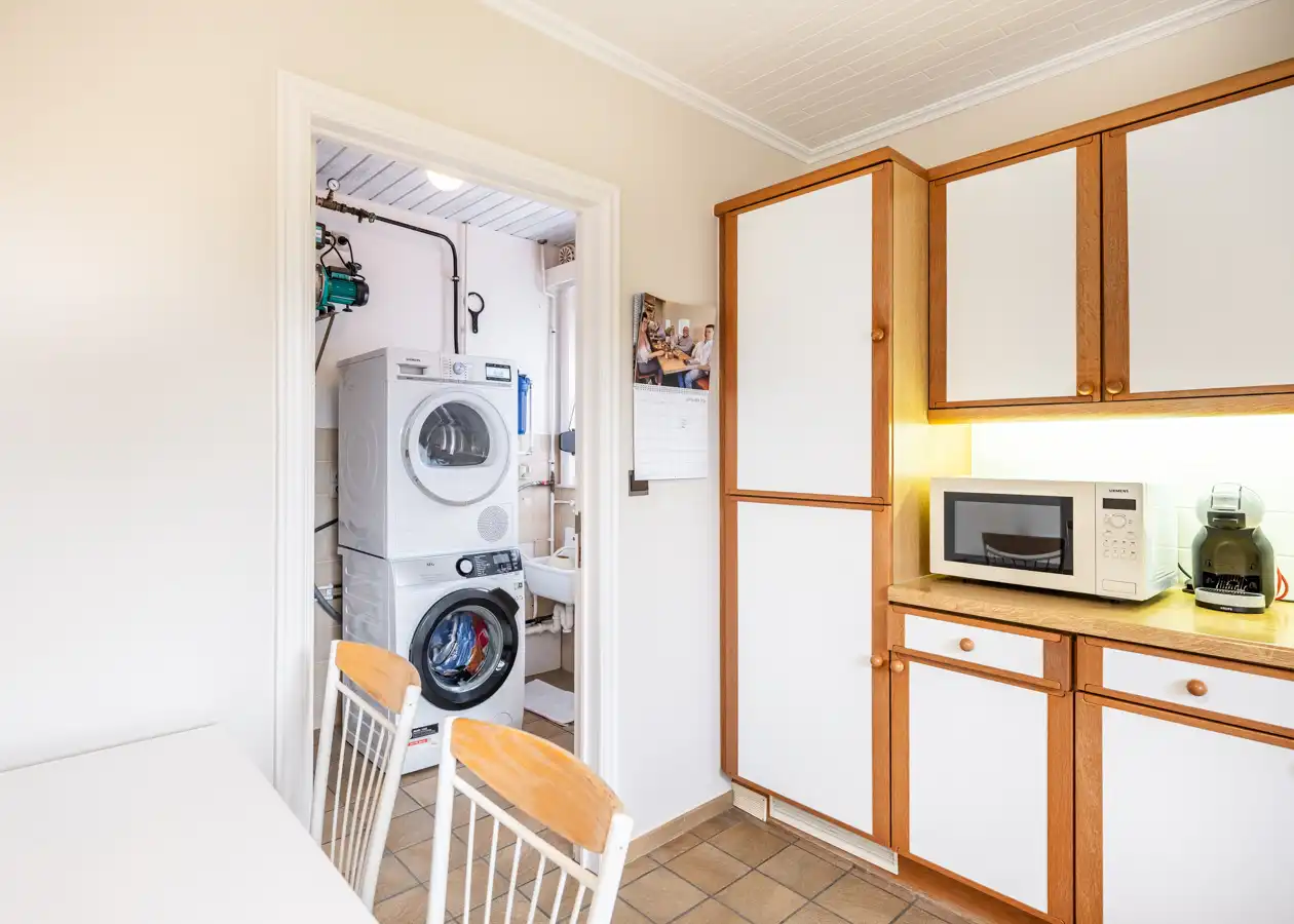 Vrijstaande bungalow met 2 slpk, tuin rondom en label C foto 14