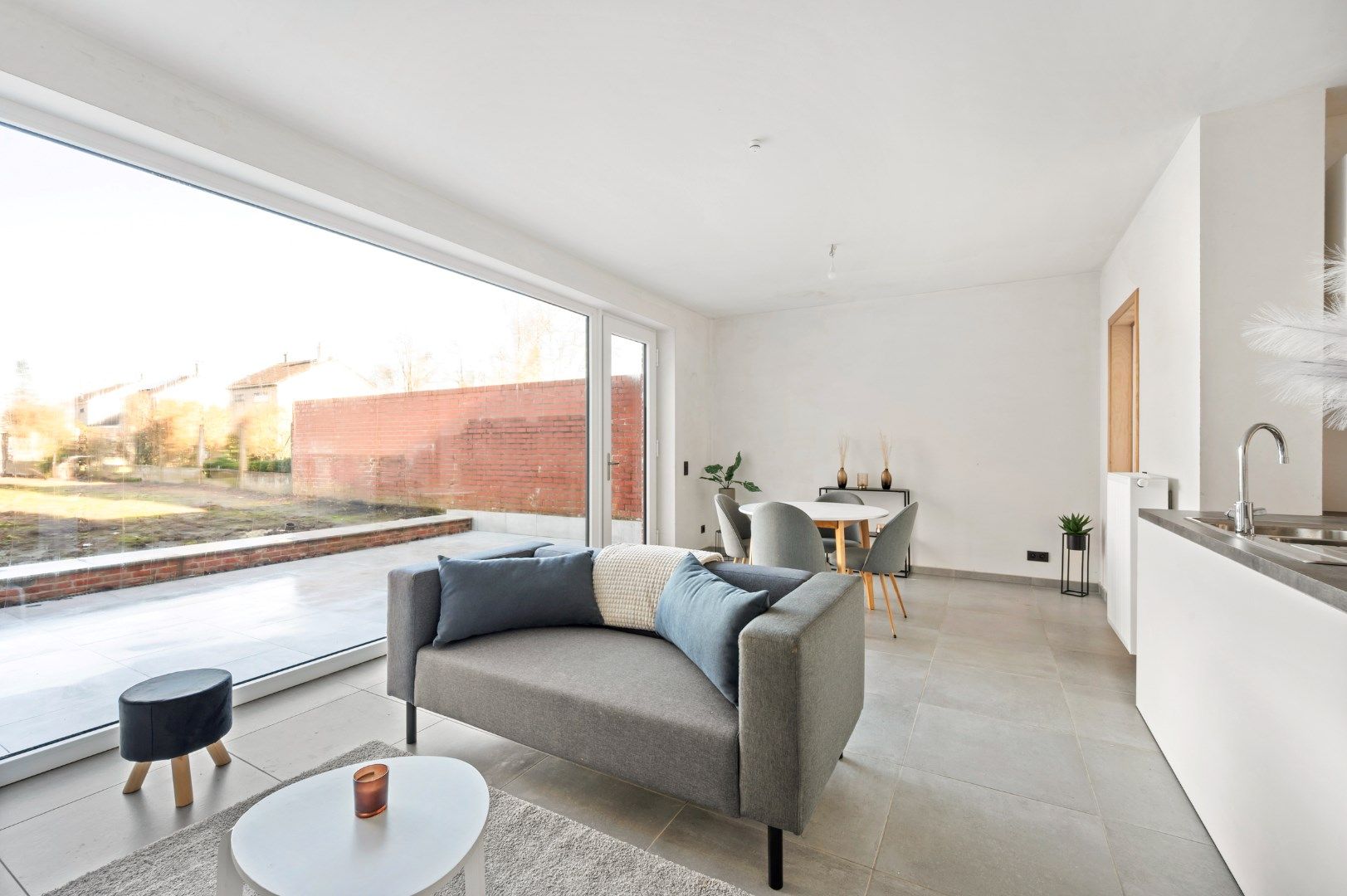 RECENT GERENOVEERDE WONING (2024) MET 3 SLPKS, RUIME TUIN EN MOGELIJKHEID DUBBELE GARAGE foto 7