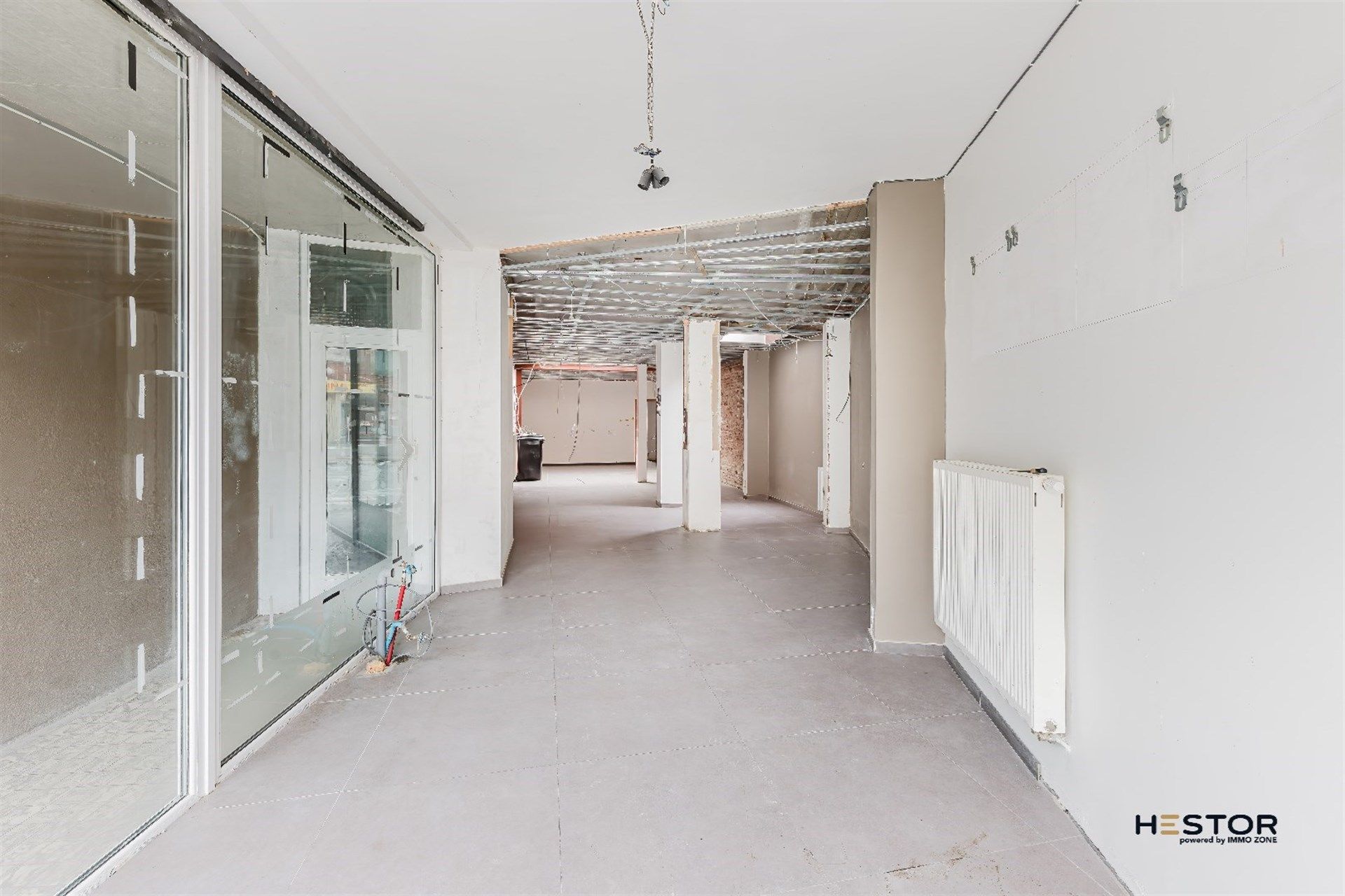 Te renoveren handelsruimte te Beveren foto 6