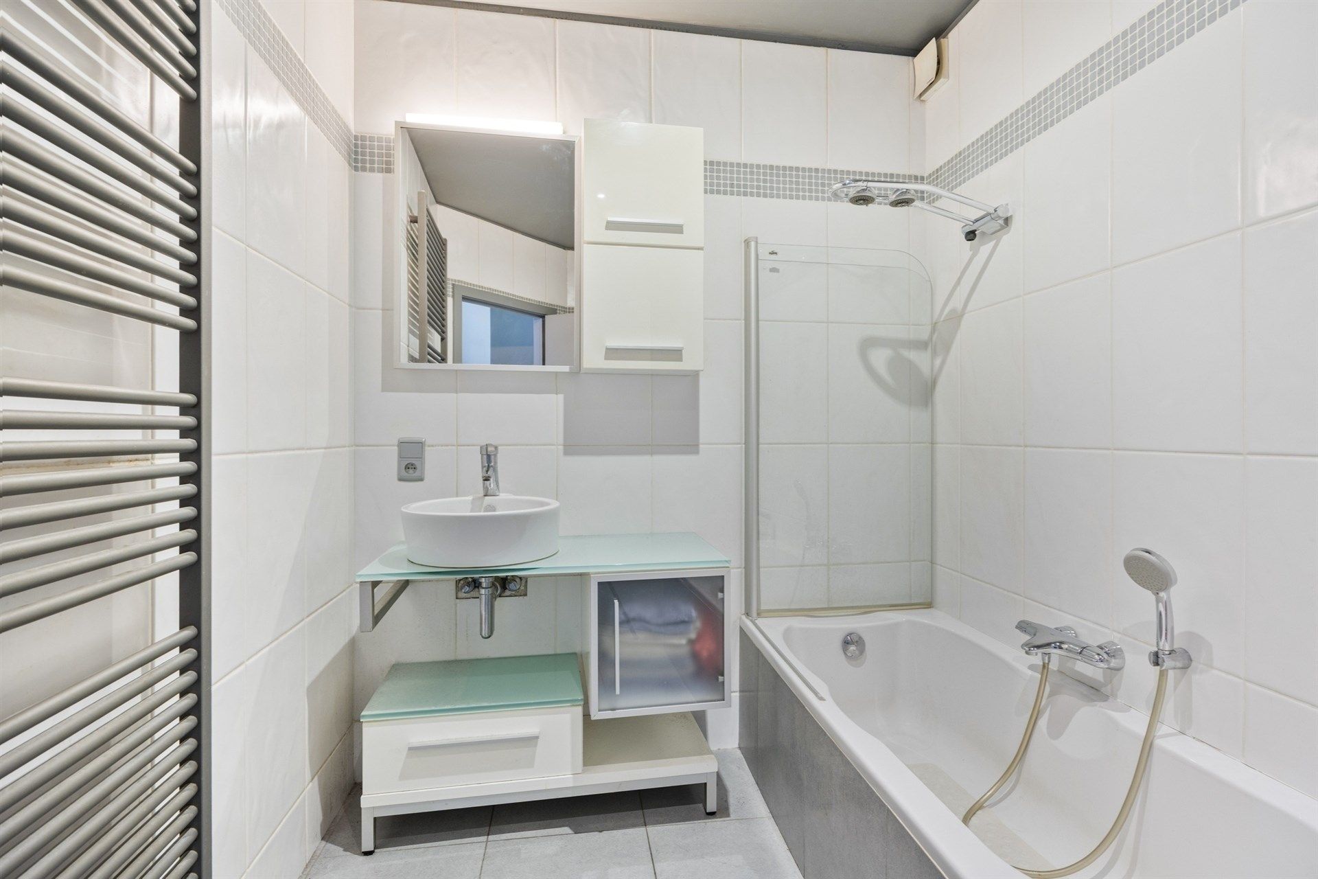 Appartement, 90 m², met 2 slpks en garage in Herzele. foto 15