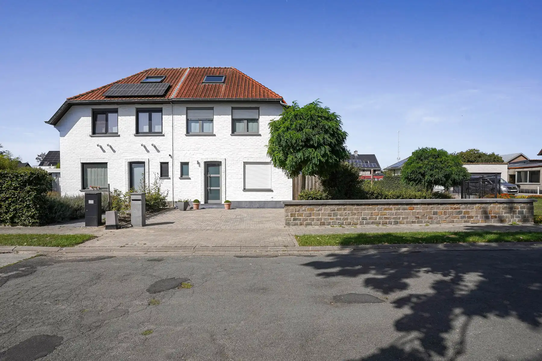 Knap gerenoveerde HOB- woning op toplocatie te Londerzeel. foto 2