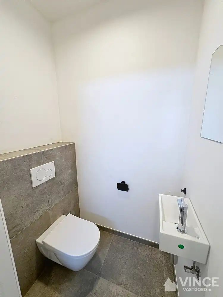 Prachtige ruime nieuwbouwwoning foto 8