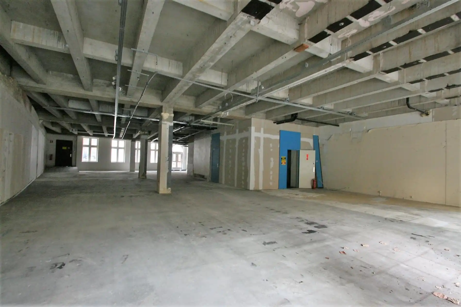 Winkelpand te huur Zilverpand 21 Brugge foto 2