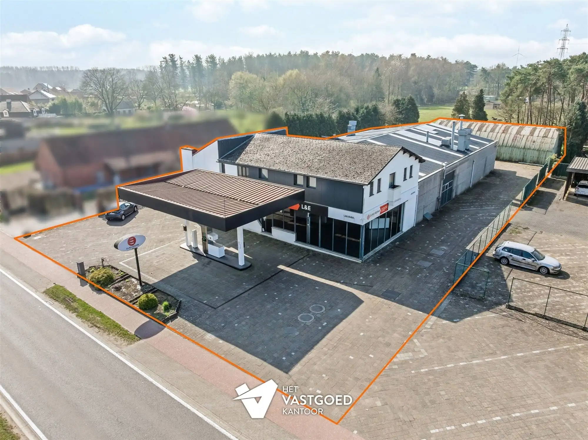 OVER TE NEMEN GARAGE (800M²) EN TANKSTATION GELEGEN OP EEN PERCEEL VAN 2727M² TE HAM foto 38