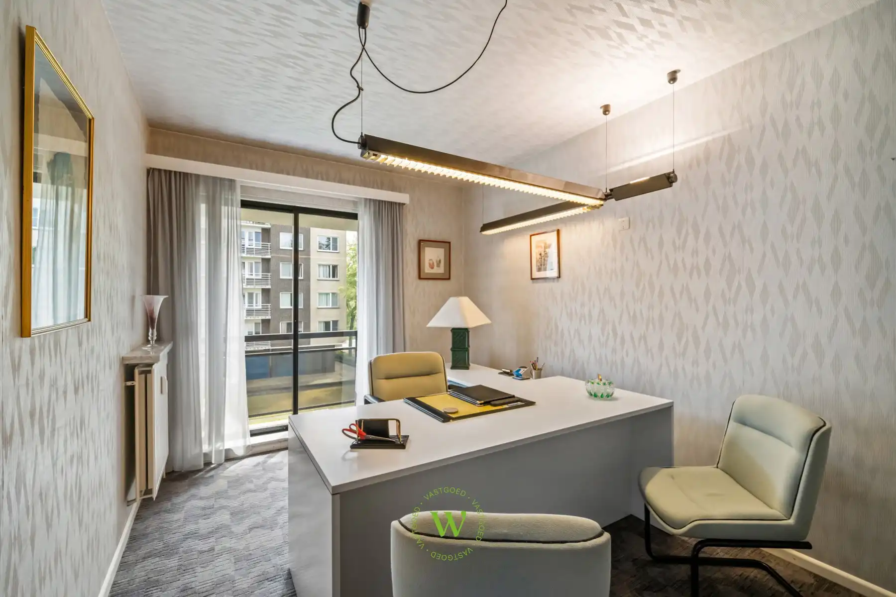 Ruim 3 slpk appartement Sint-Andries met garage foto 17