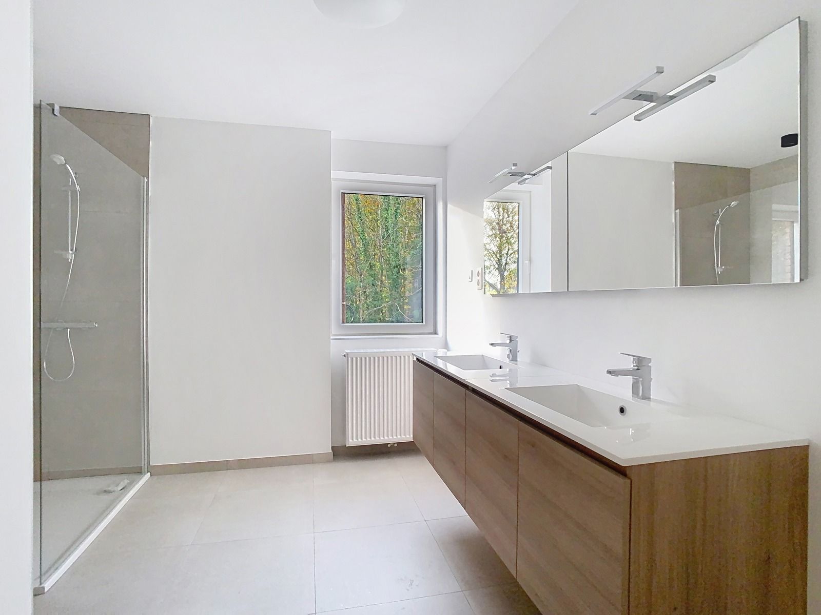 Moderne Nieuwbouwwoning met 4 SLPK, Tuin én Autostaanplaats! foto 12