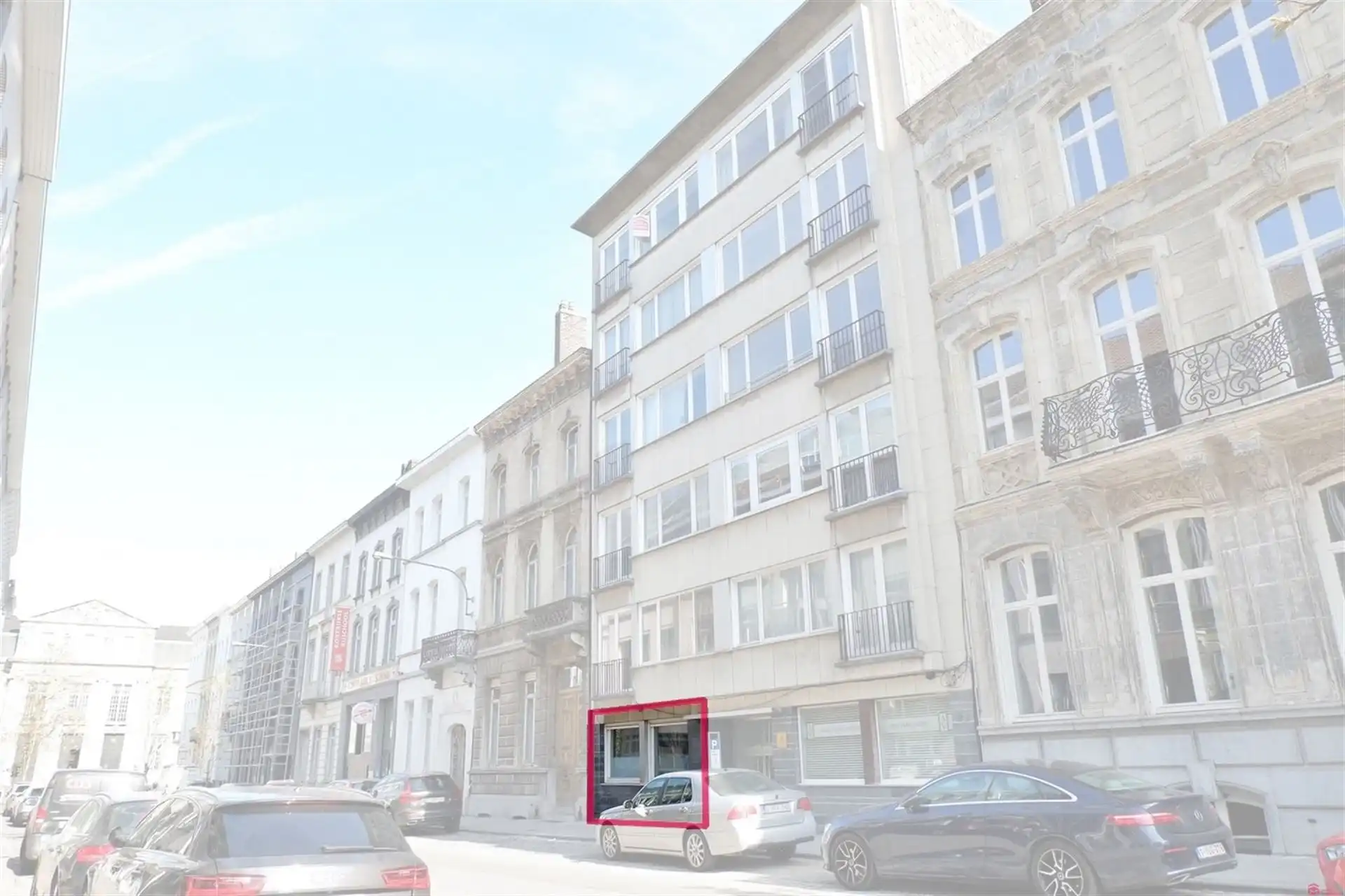 Instapklaar gelijkvloers appartement in hartje Kortrijk foto 2