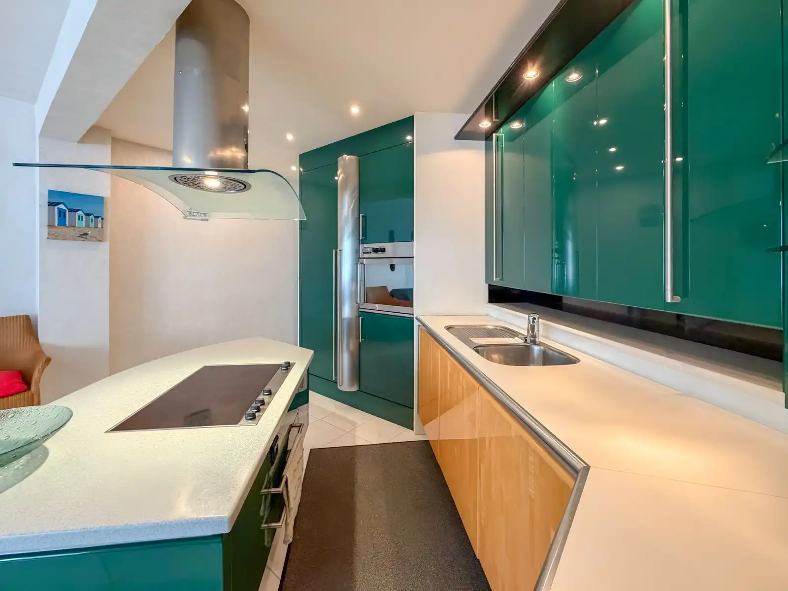 Charmant 1-slaapkamerappartement in kleinschalige residentie vlak bij strand foto 5