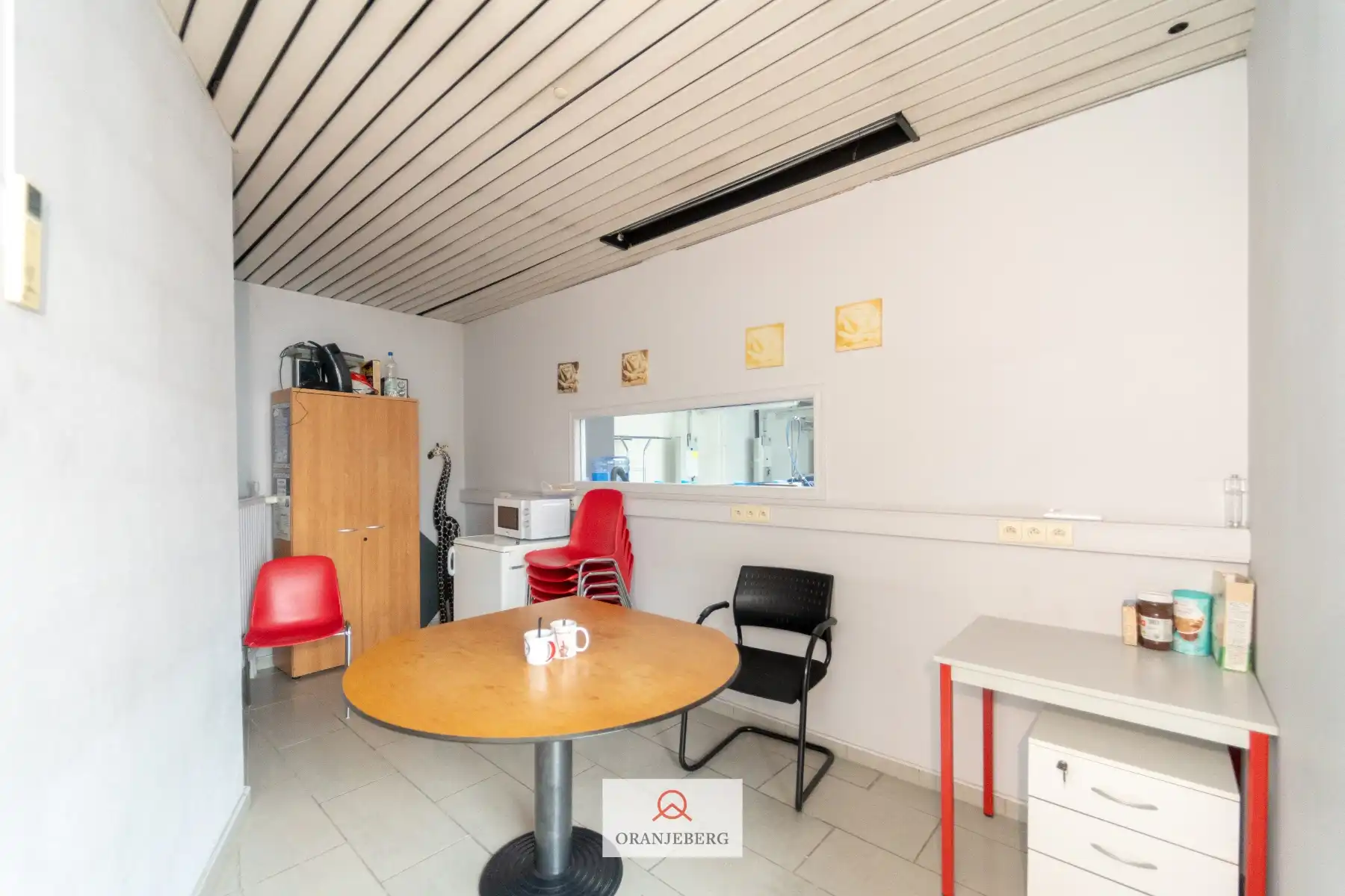 Energiezuinig handelspand op commerciële ligging foto 26