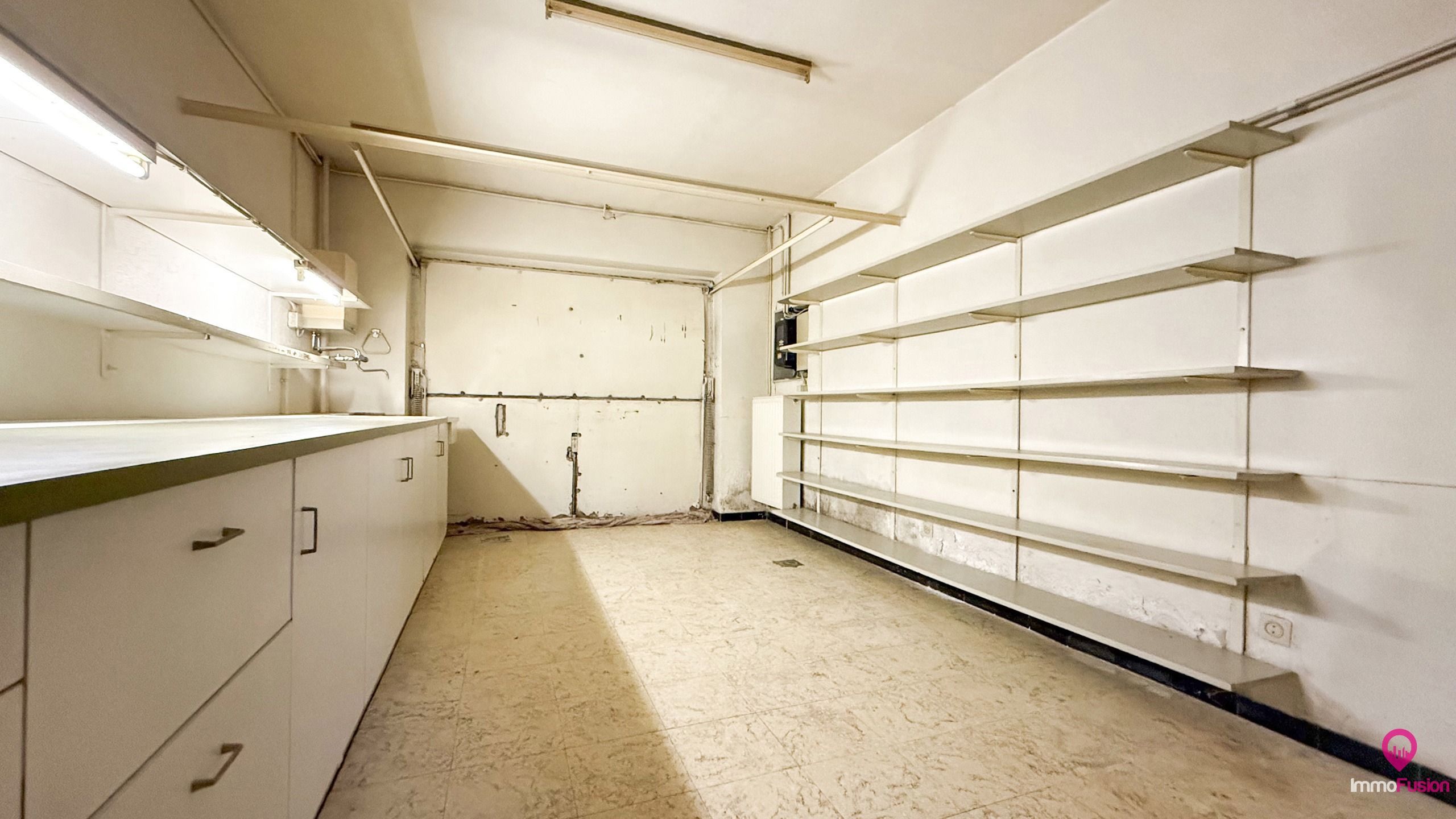 Woon- en handelswoning met 5 slaapkamers in Heusden-Zolder foto 11