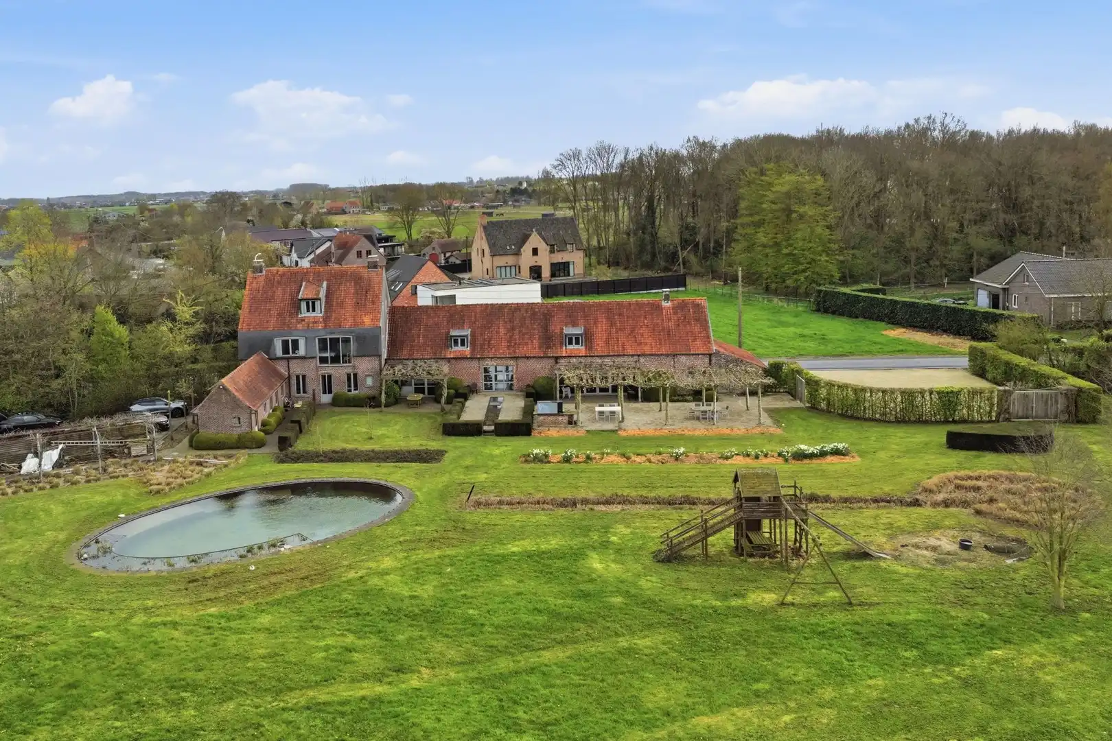 Ruime villa op een prachtig perceel van 11.110m² in groene omgeving! foto 57