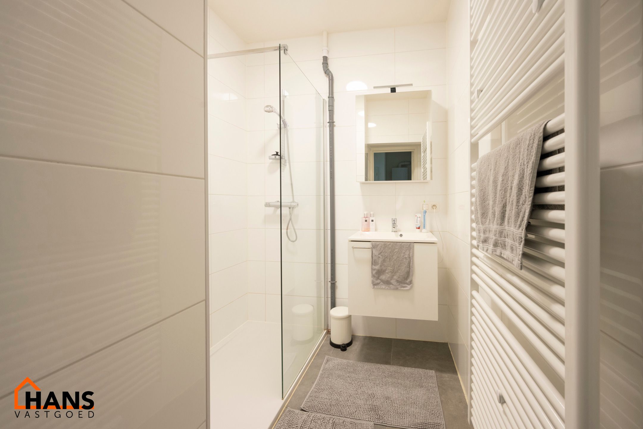 Appartement met garagebox. foto 9