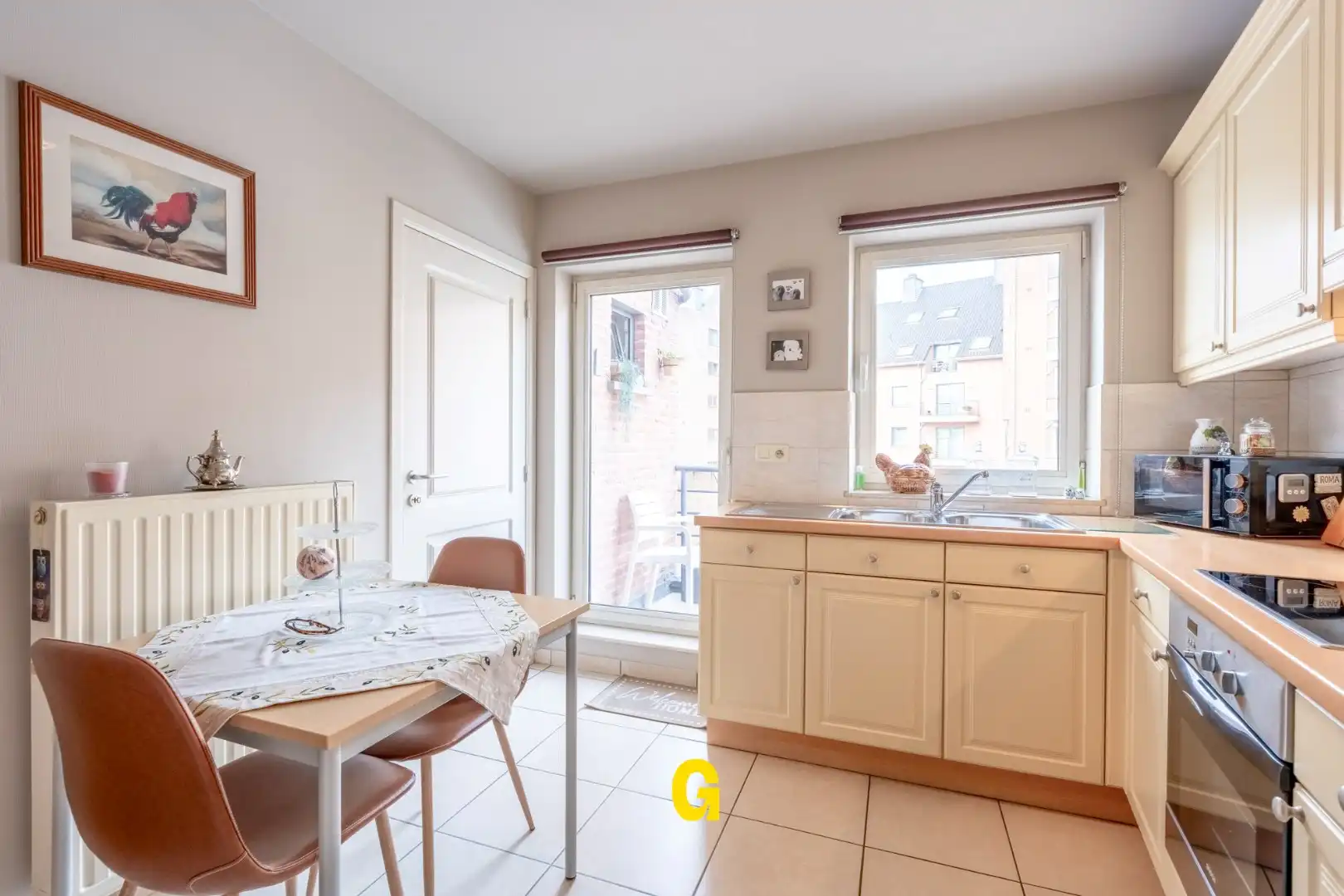 Netjes verzorgd duplex appartement met drie slaapkamers en standplaats op wandelafstand van de markt foto 13
