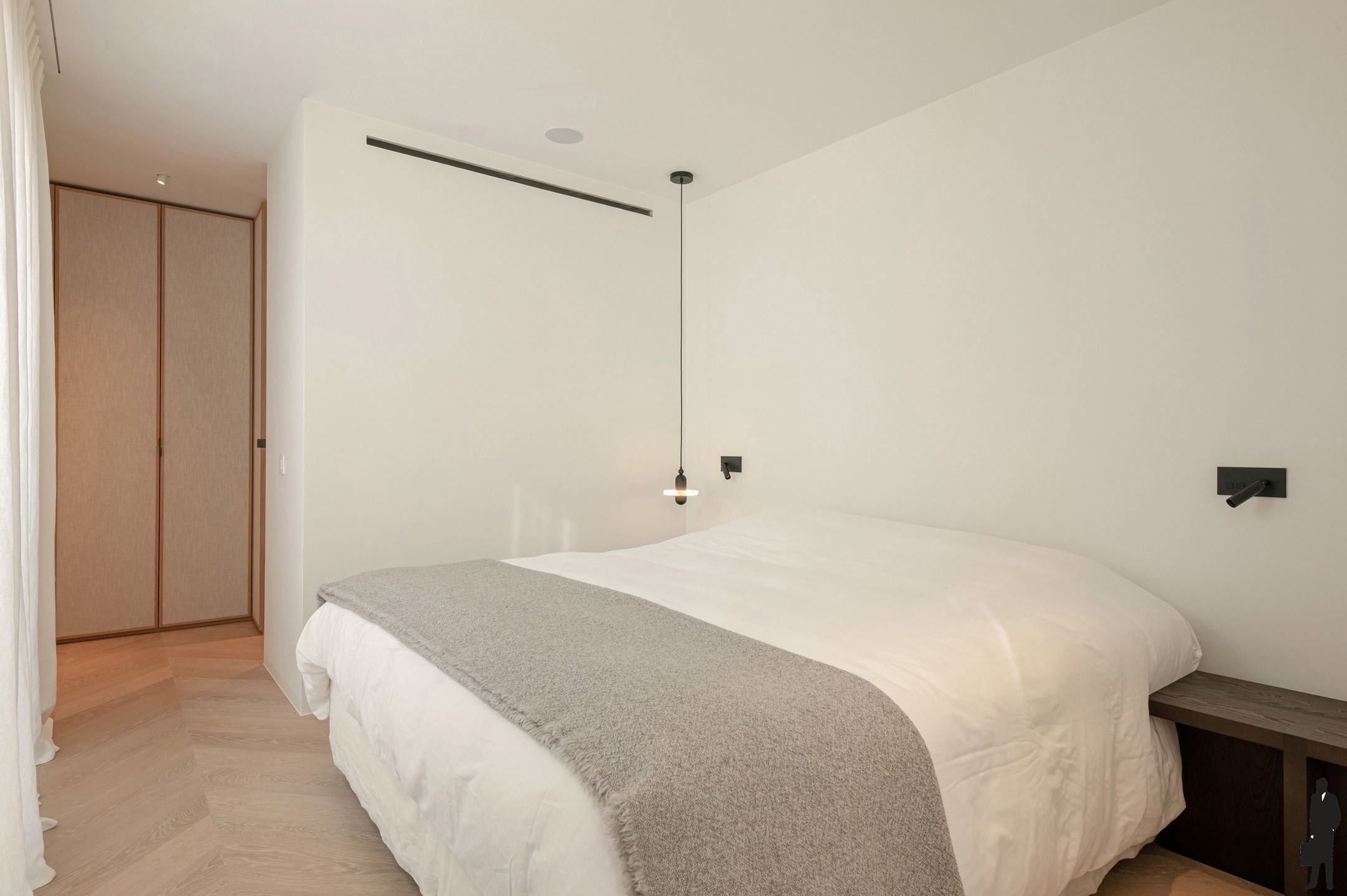 Zonnig luxueus afgewerkt appartement met weids uitzicht! foto 17