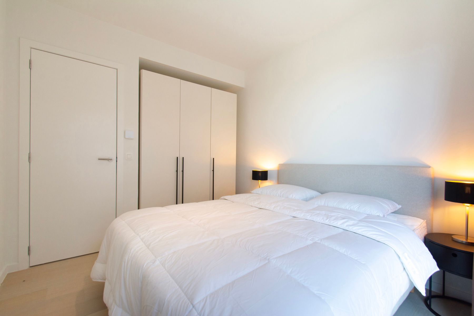 Gemeubeld en comfortabel 1slpk appt. met terras foto 14