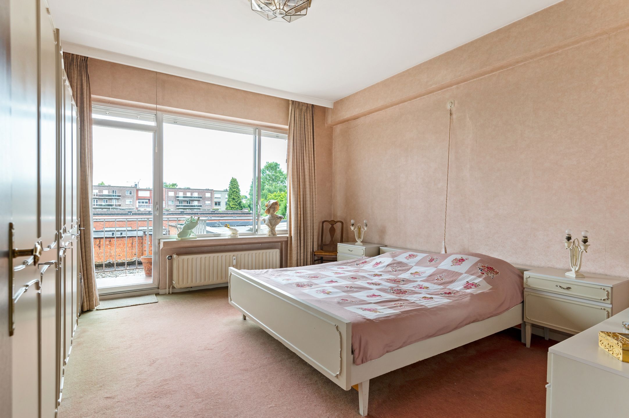 Ruim 2-slk.-appartement met terras, lift en staanplaats foto 10