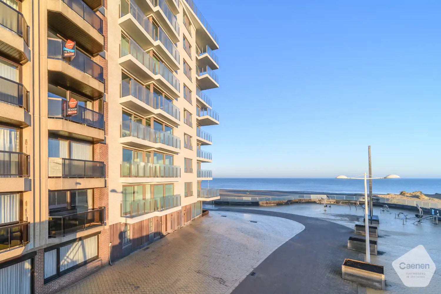 Instapklaar 2-slaapkamerappartement met adembenemend zee- en duinzicht foto {{pictureIndex}}