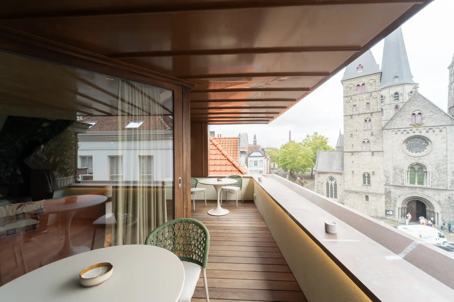 Exclusieve woning in hartje Gent foto {{pictureIndex}}