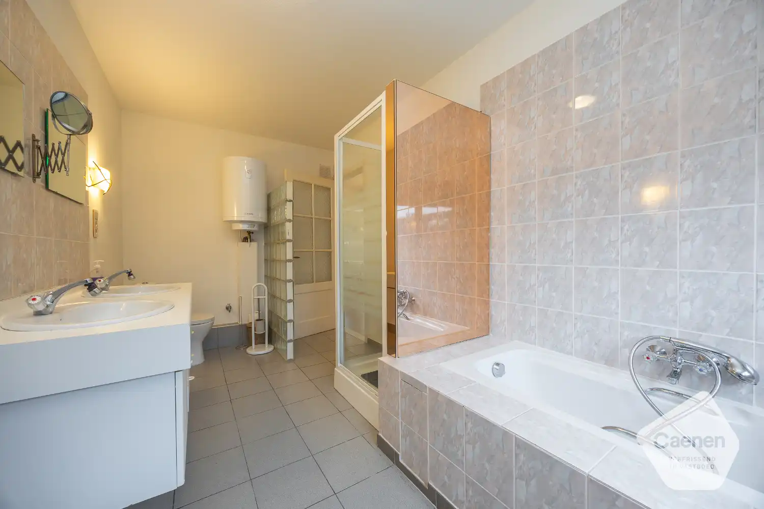 Opbrengsteigendom met 3 appartementen op toplocatie foto 21