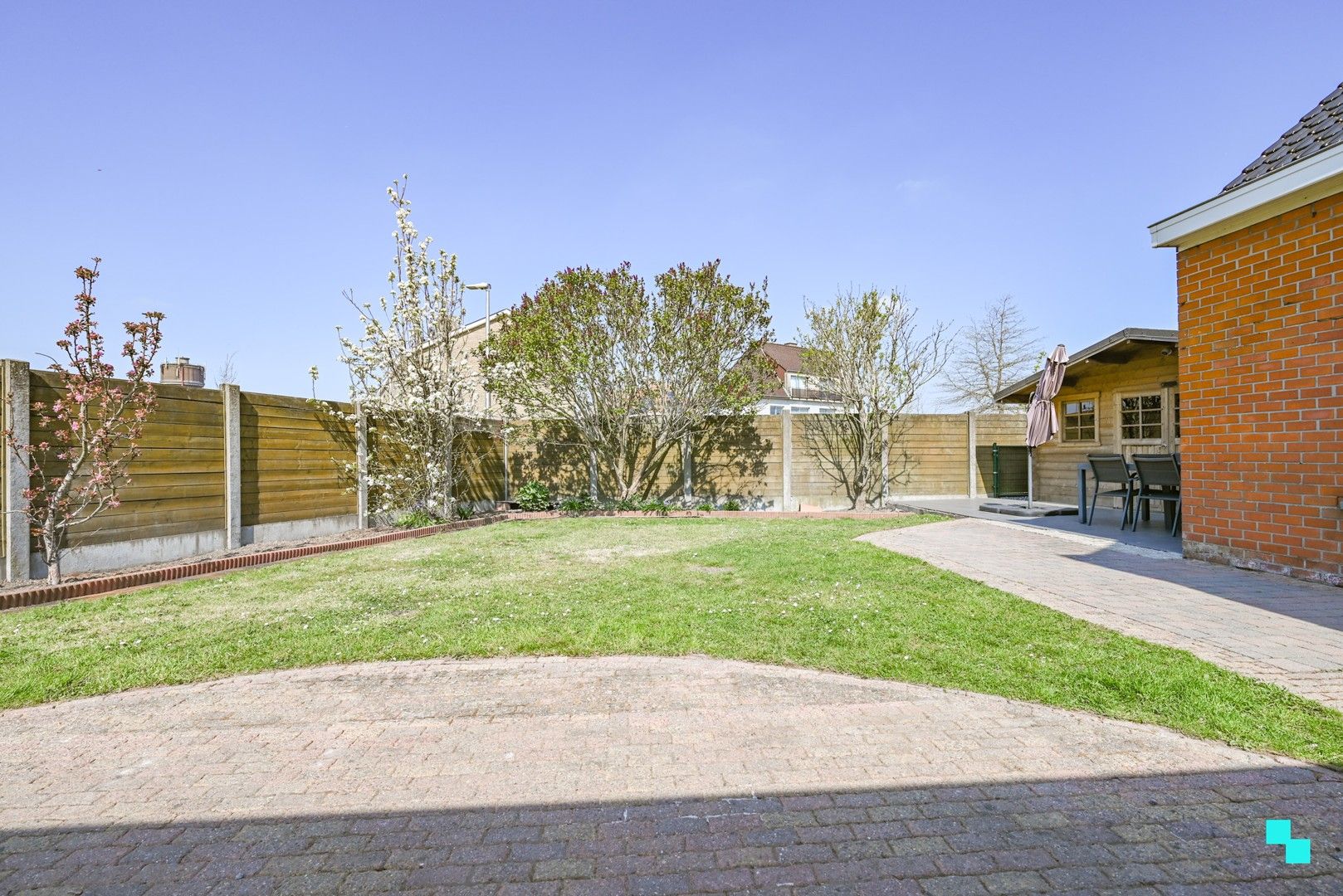 Eéngezinswoning met garage en achteruitweg te Izegem foto 34