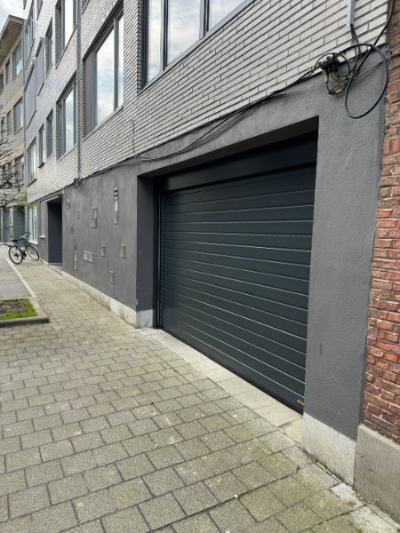 Overdekte autostaanplaats centrum Mechelen foto 3