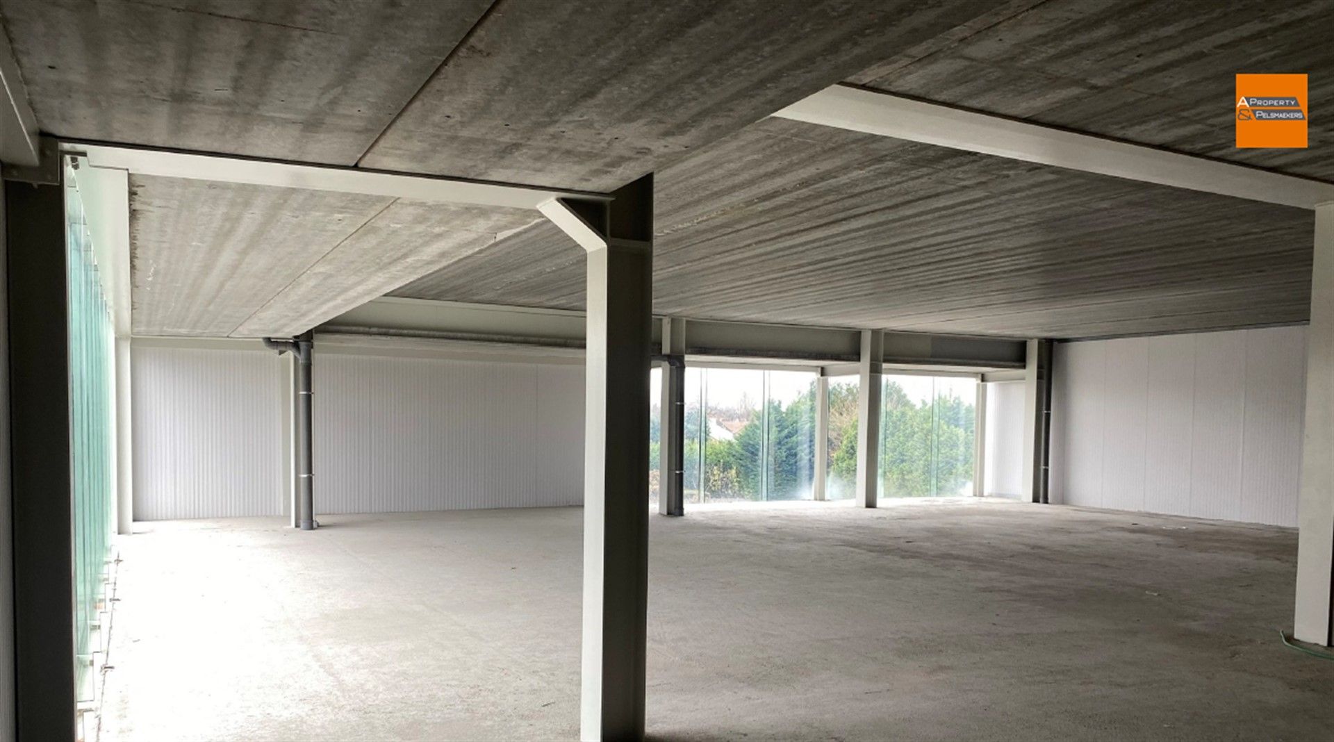 Nieuwbouw bureelruimtes van 288  m² foto 6