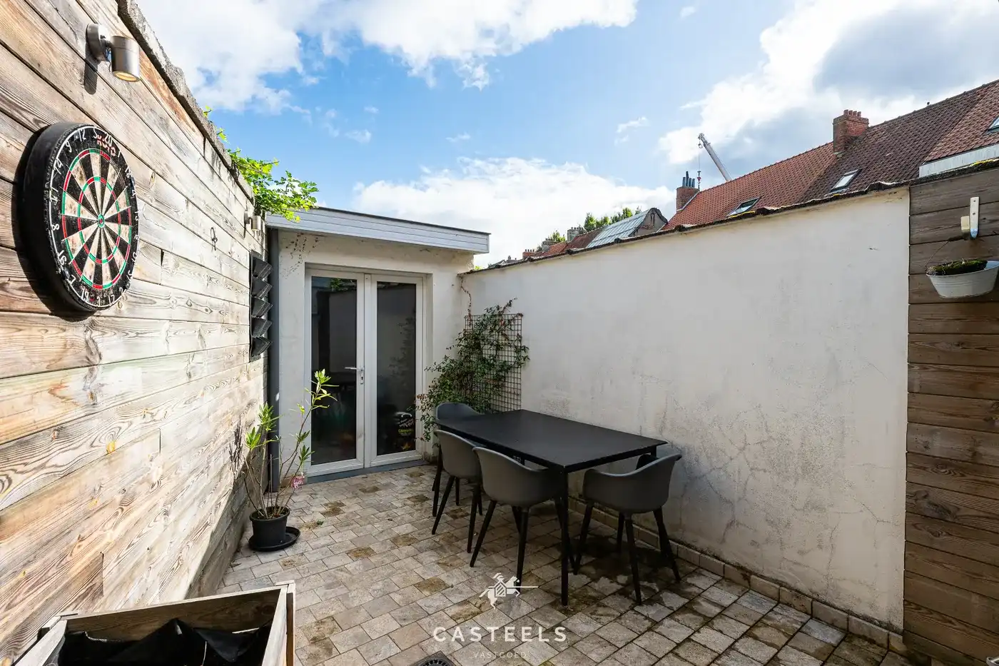 Karaktervolle starterswoning met tuin in Gentbrugge foto 23
