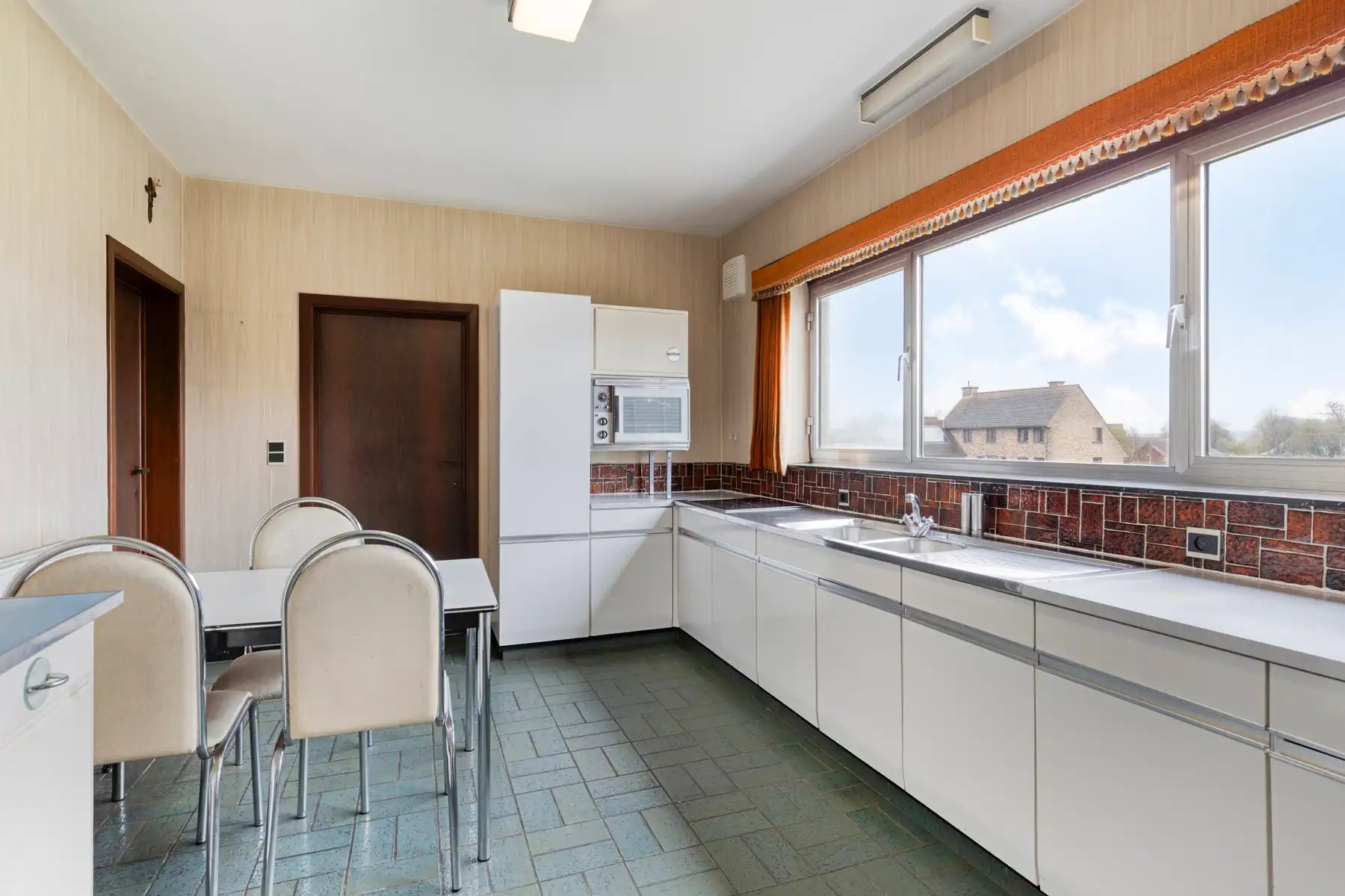 Landelijk gelegen villa met 4 slaapkamers en tuin foto 8