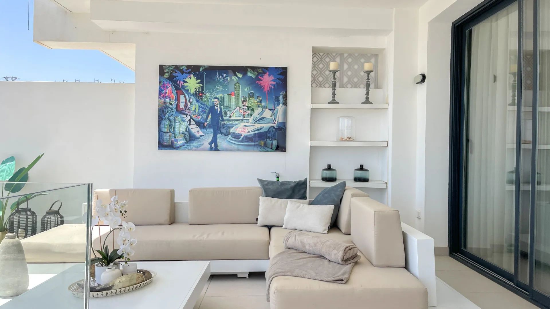 Luxe appartement te koop in een exclusieve urbanisatie nabij Estepona Golf foto 12