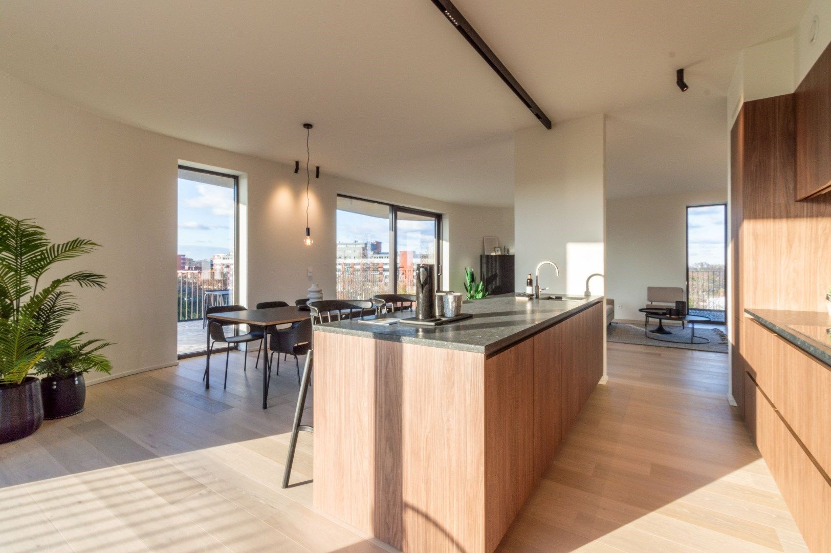 Nieuwbouw, luxueuze penthouse met buitenruimte van 220m²! foto 17