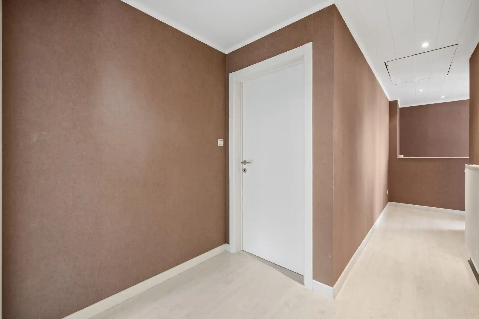 Instapklare OB (2006) met grote garage en 3 slpks foto 14