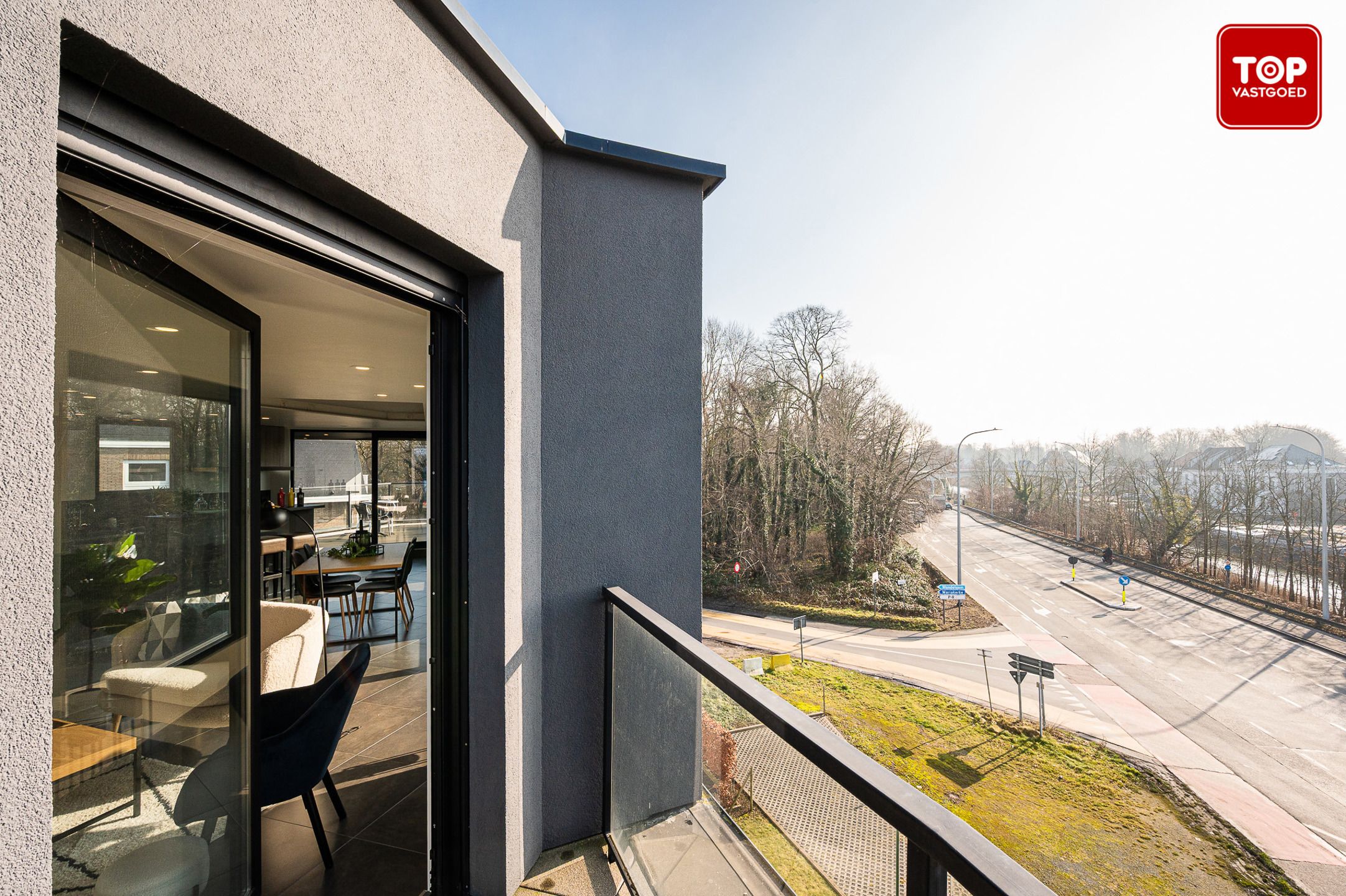 Energiezuinige en lichtrijke penthouse met 3 terrassen en prachtig uitzicht foto 7