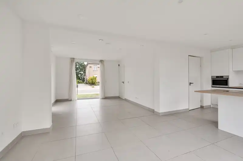BEN woning met 4 slaapkamers en tuin foto 7