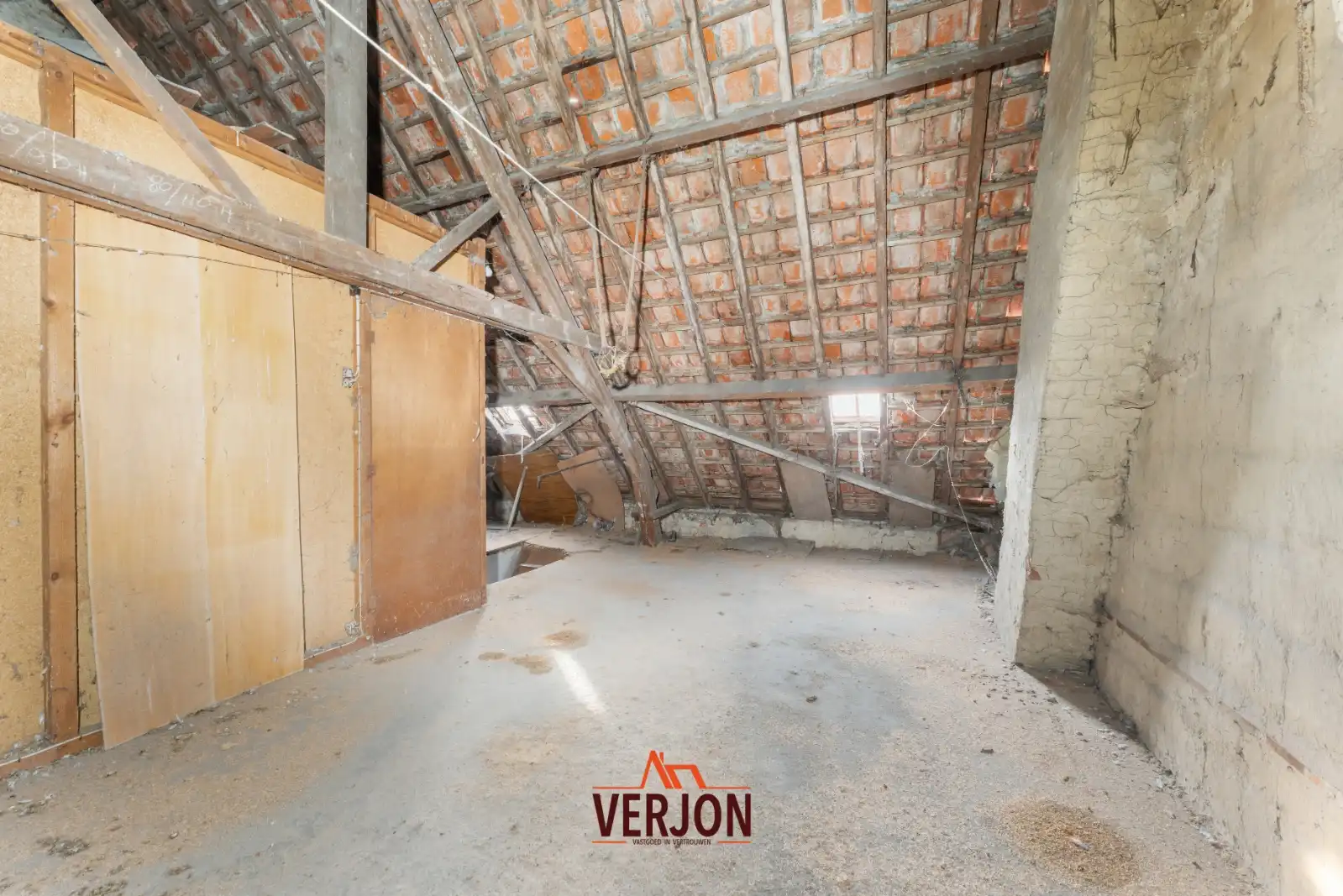 Mis deze knaller van een te renoveren woning niet op 693 m²! foto 13