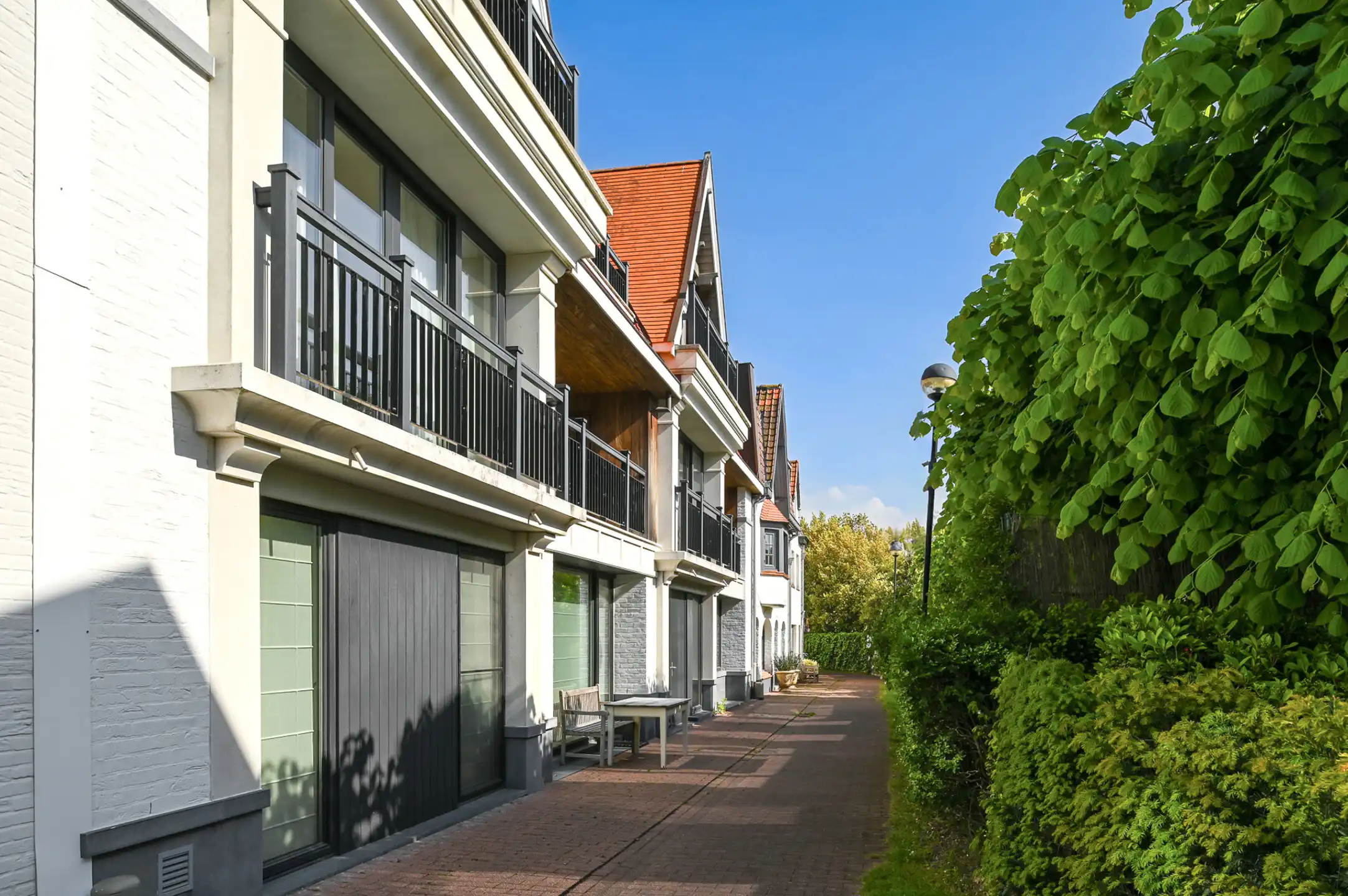Verfijnd gelijkvloers appartement in het Oude Zoute foto 2