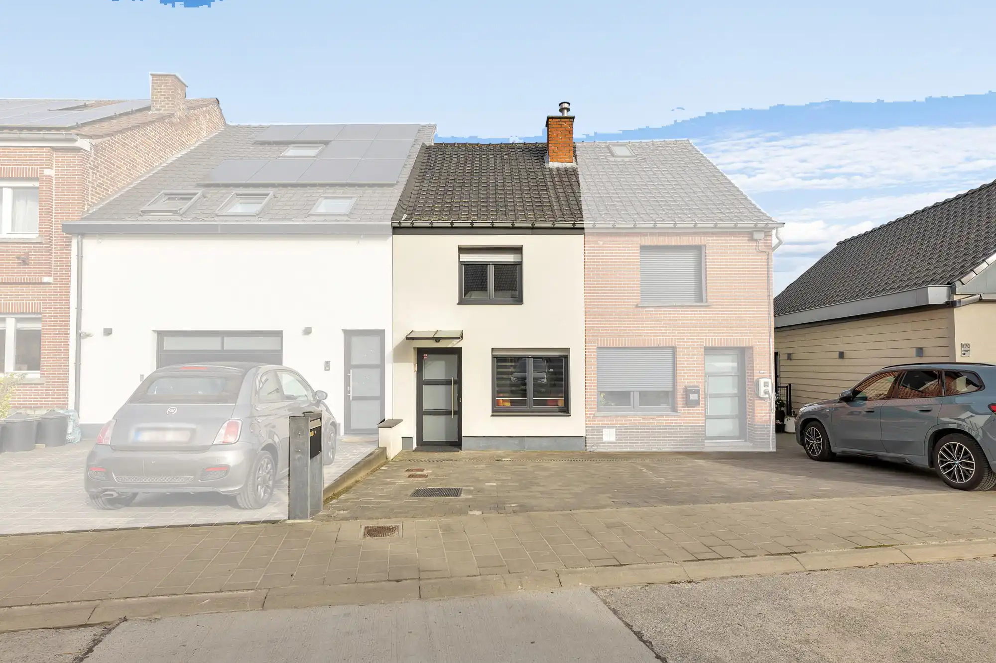 Energiezuinige woning met 2 slpks, tuin en autostaanplaats foto {{pictureIndex}}