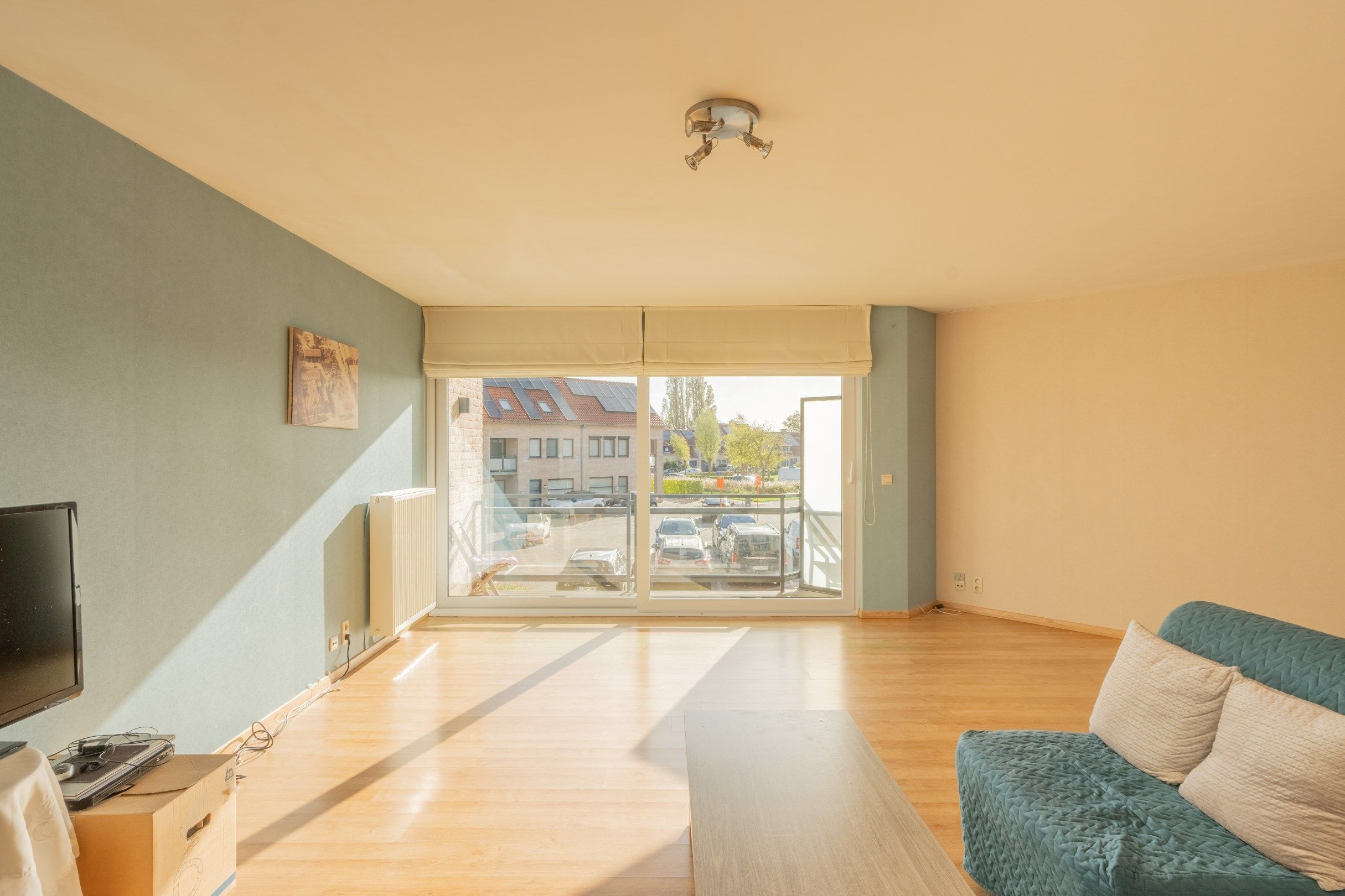 Ruim en zonnig appartement te Lissewege foto 3