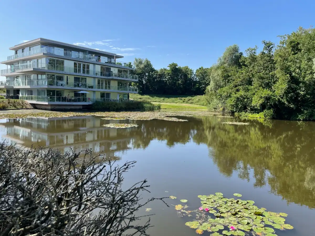 Nieuwbouw twee-slaapkamer appartement foto 3