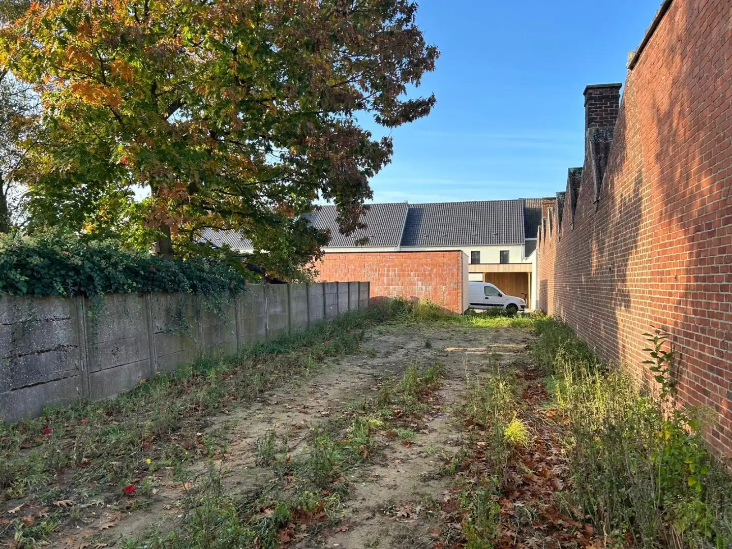 Te koop: Bouwgrond (497m²) voor gesloten bebouwing (met uitweg) op topligging, centrum Desselgem. foto 2