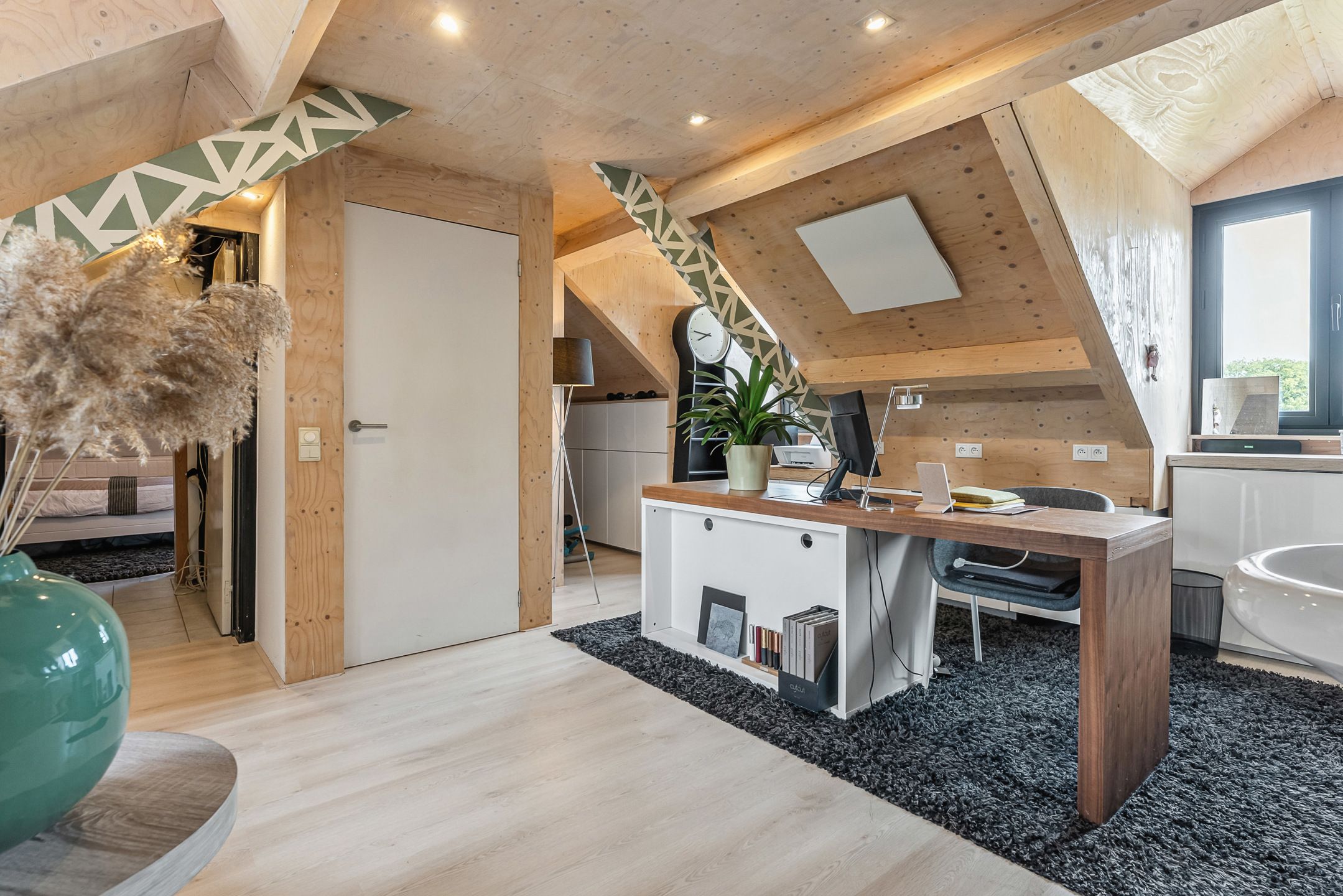 Vrijstaande gezinswoning met 228m2 woonopp. te Herderen foto 17