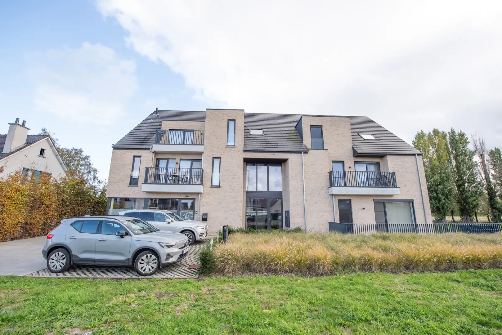 Recent nieuwbouwappartement met ruim terras te koop in Zulte (Machelen) foto 12
