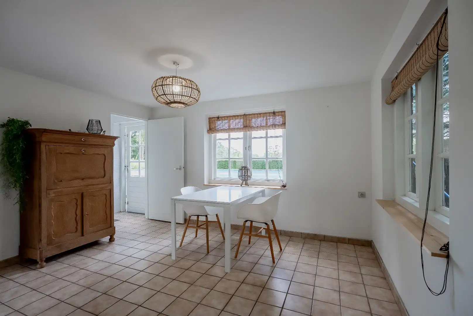 Villa met vergezicht en zwembad in Brasschaat foto 12