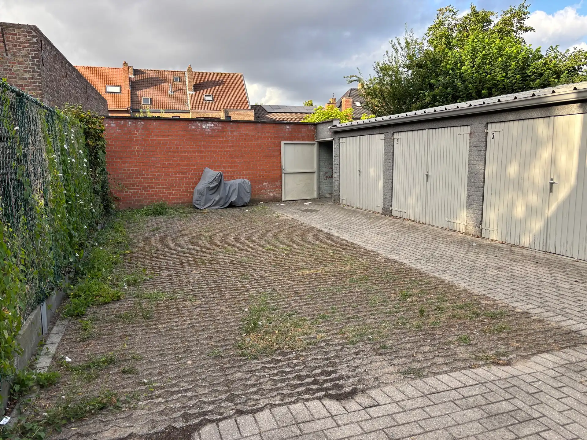 Garage te huur te Sint-Kruis foto 2