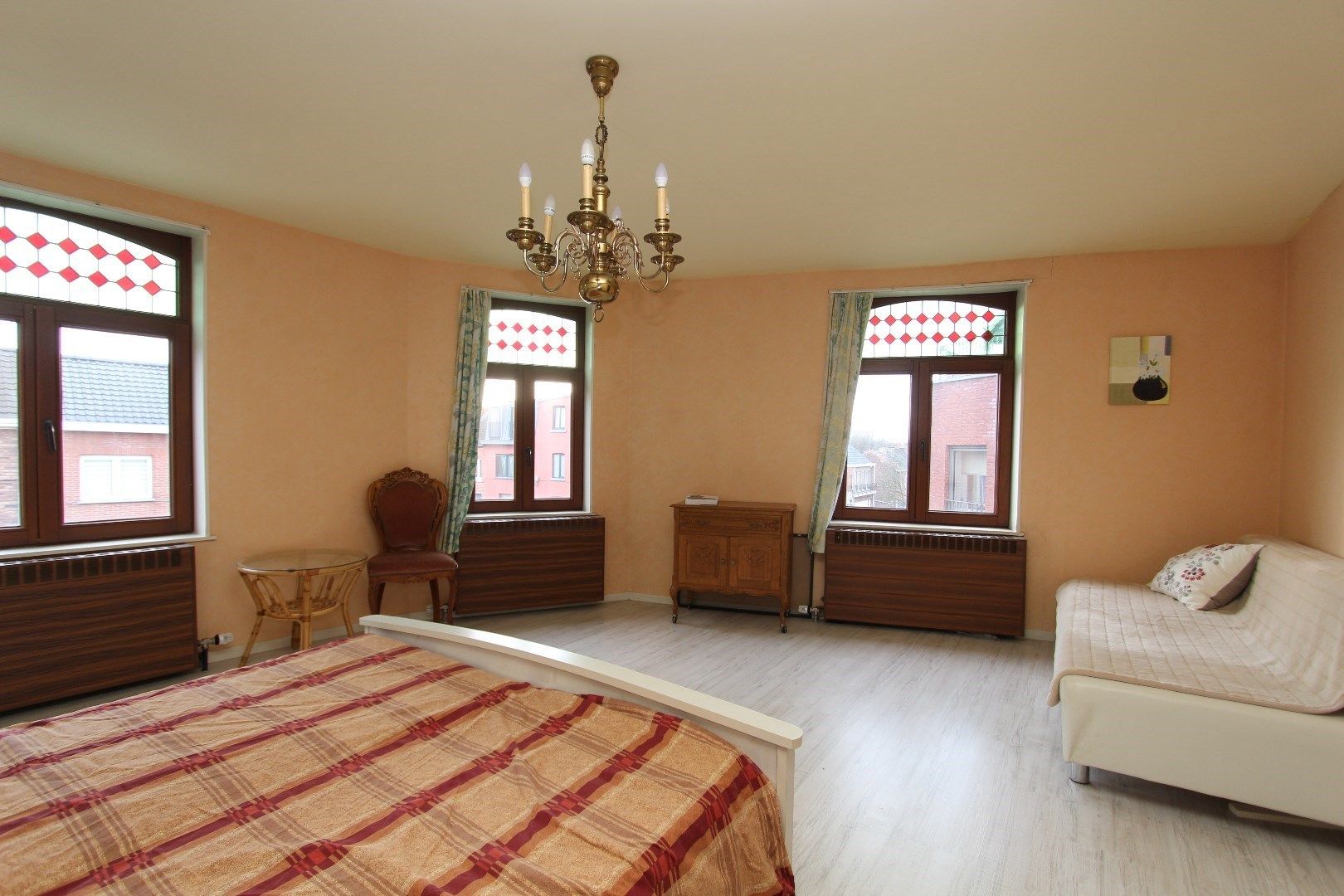 Ruime woning met garage en binnenkoer - centrum Tongeren foto 12