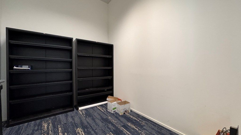 Instapklaar en ingericht kantoor te huur vlakbij E19 in Kontich foto 20